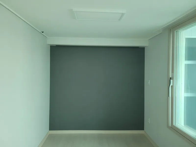 청록 포인트 벽 방